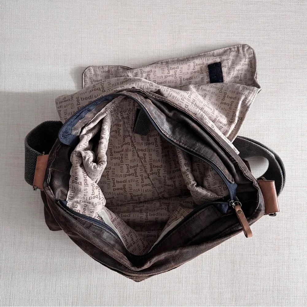 Bed Stu Declan Waxed Canvas Messenger Bag - Picture 11 of 13